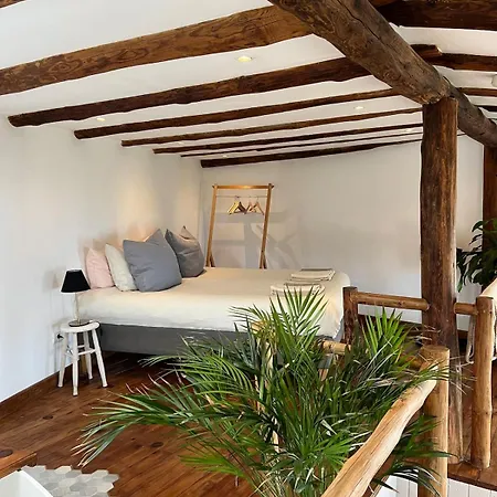 Romantic Eco Retreat *